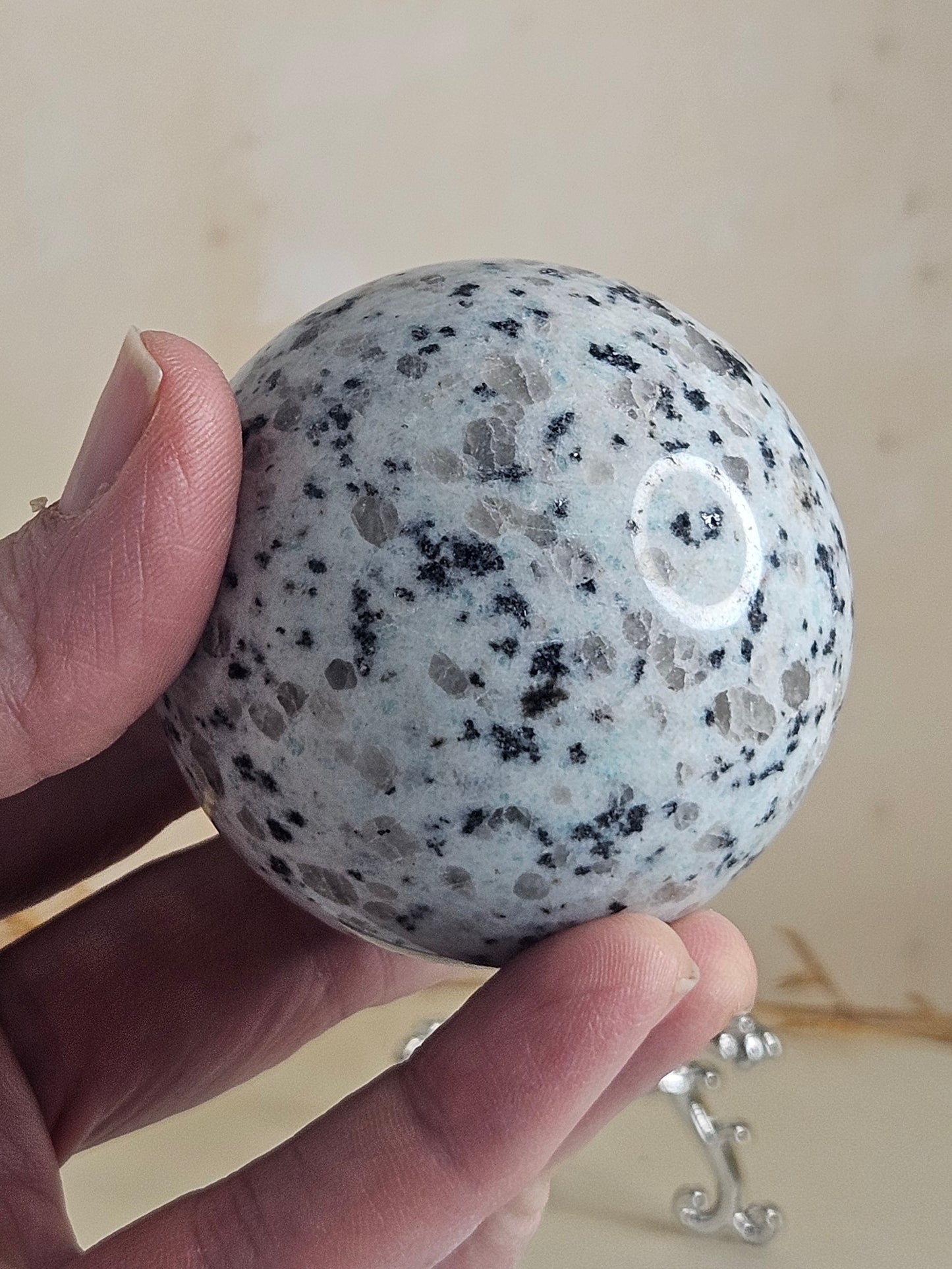 Kiwi Jasper Sphere