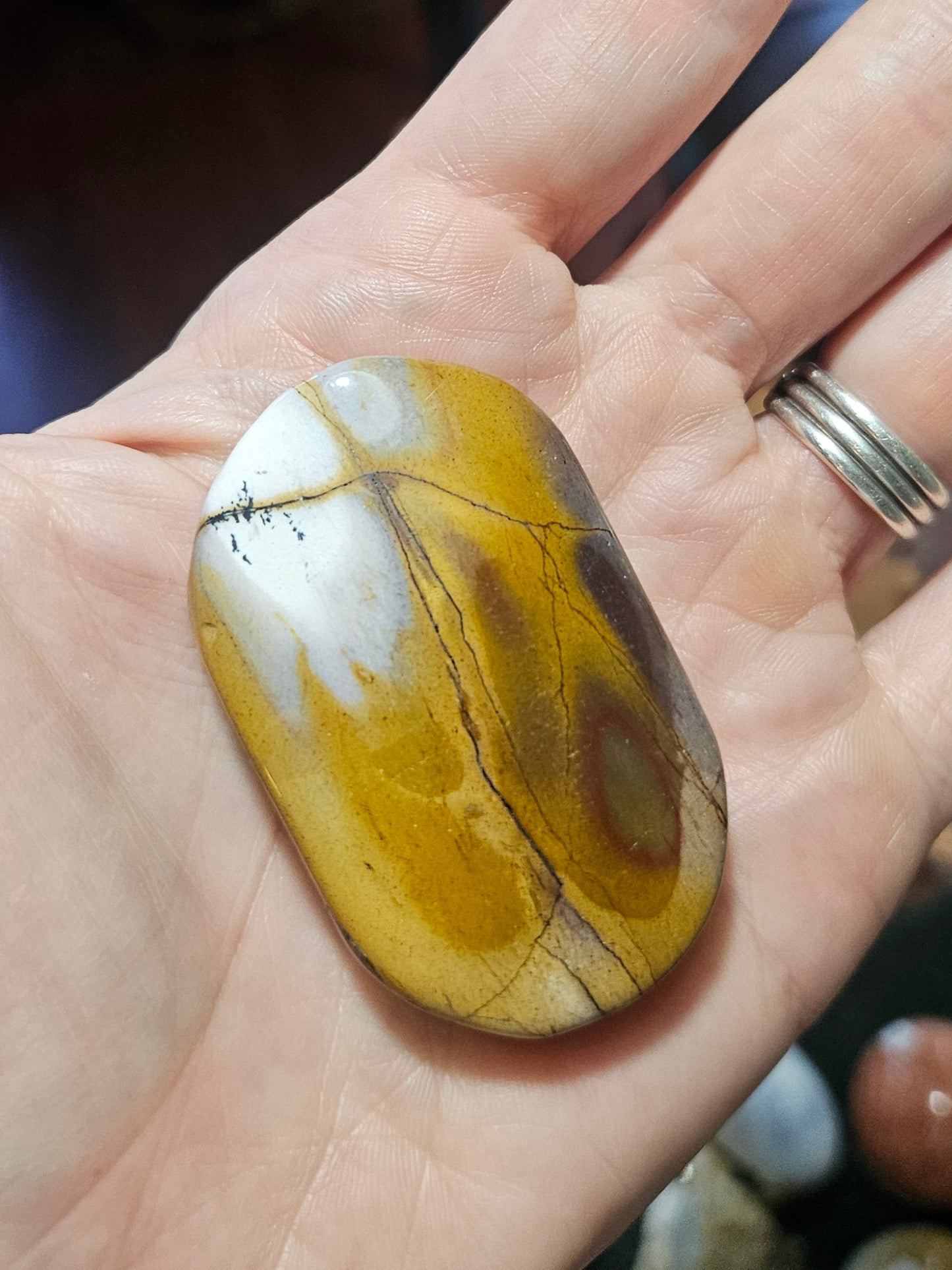 Mookaite palm