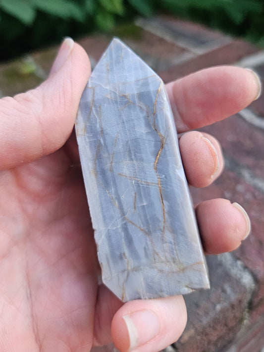 Kyanite tower