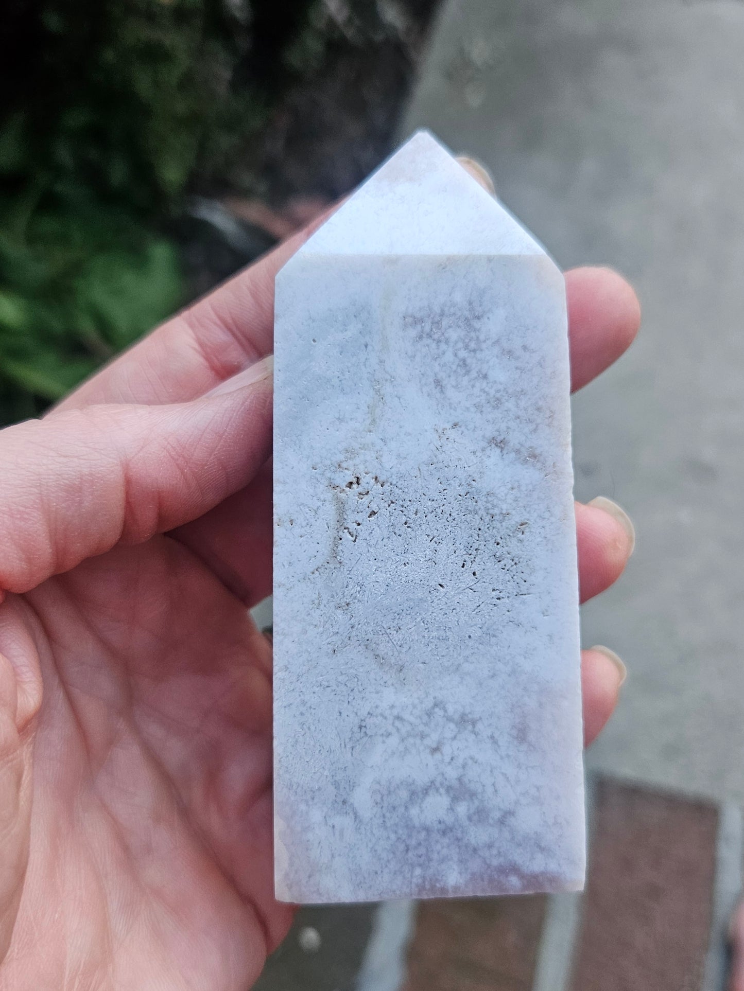 White flower Agate Tower