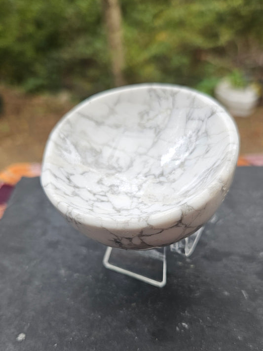 White Howlite bowl