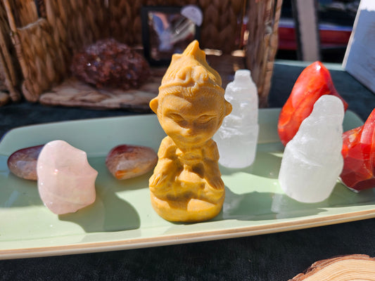 Unique Yellow Jasper meditative carving 😍